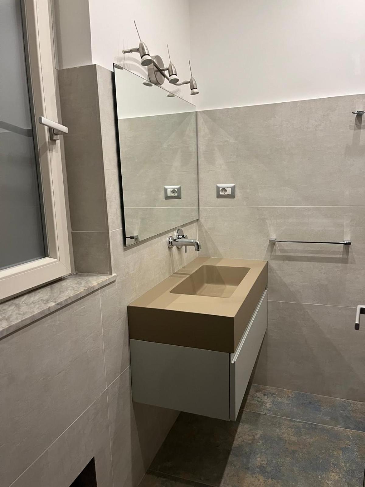 Artemisia Apartment CTA